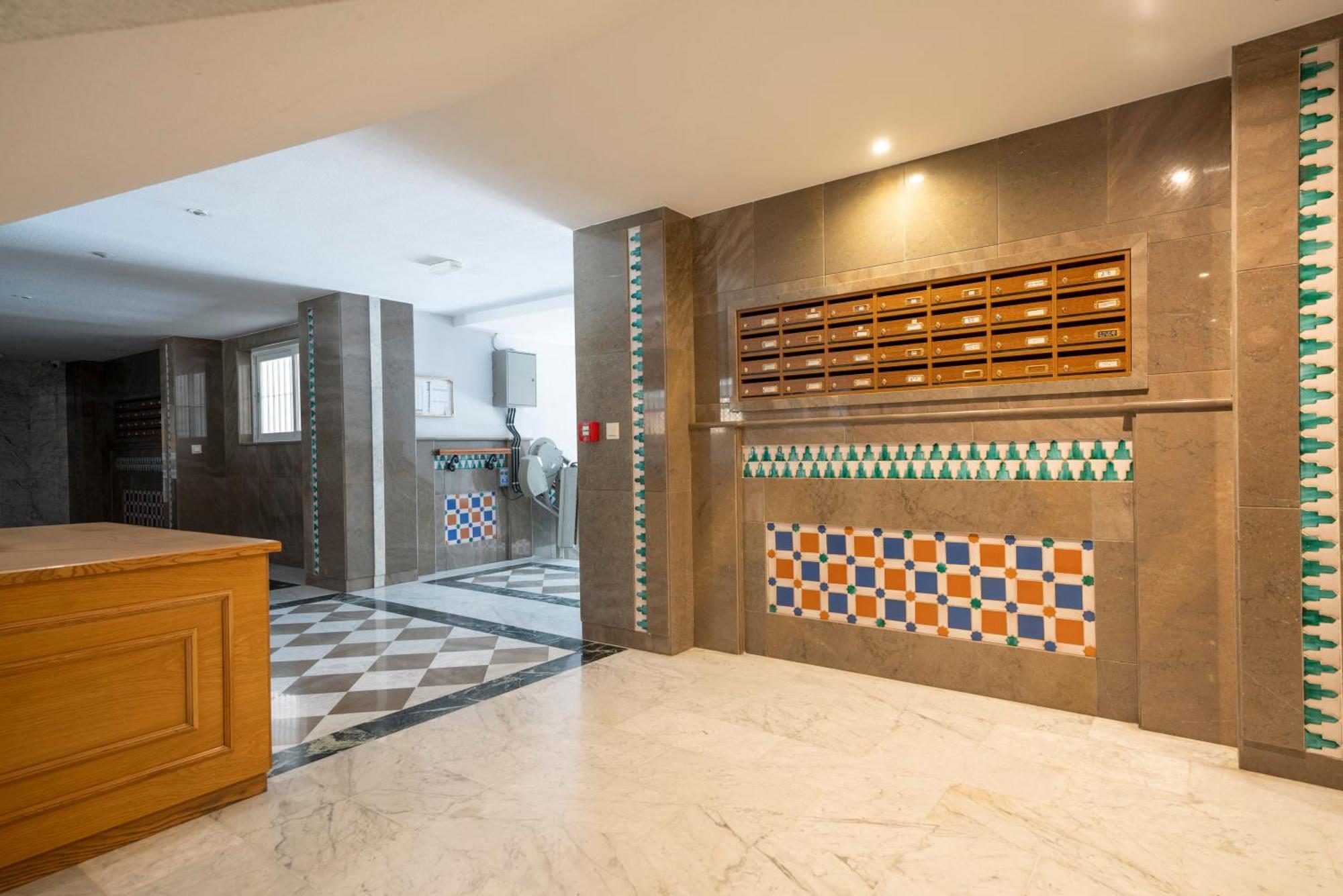 El Balcon De Plaza De Toros - Granada Apartment Exterior photo
